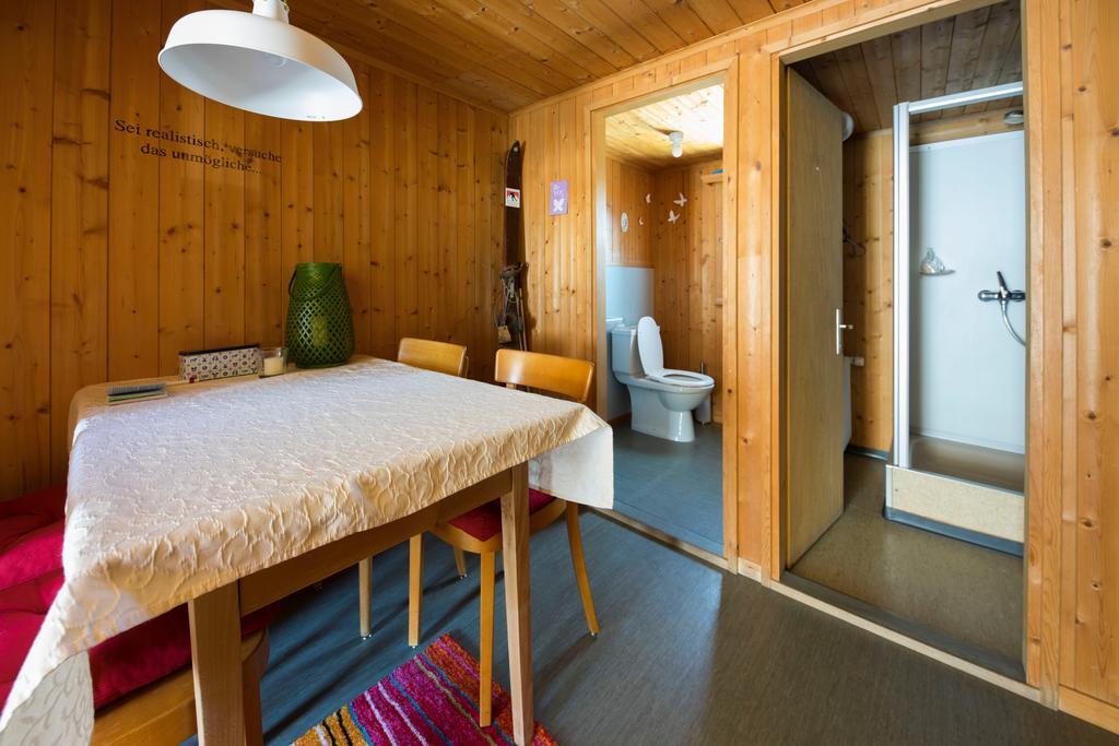 Gaestehaus Alpina In Fanas Buitenkant foto